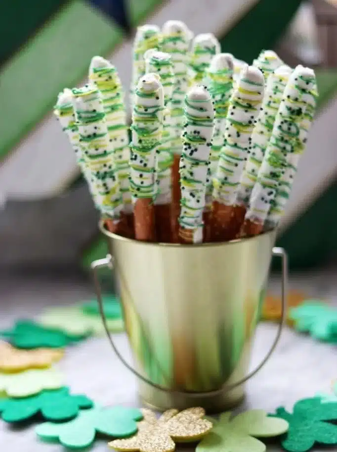 Fancy St. Patrick’s Day Pretzel Rods decorated for the holiday