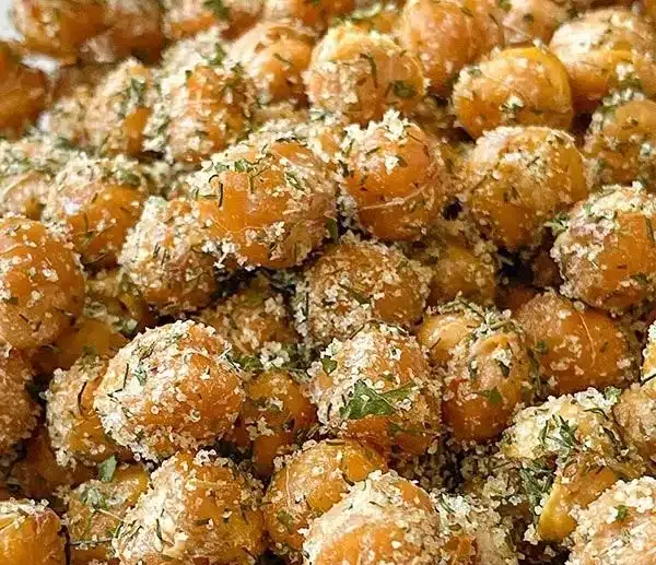Crispy roasted ranch flavored chickpeas in a bowl